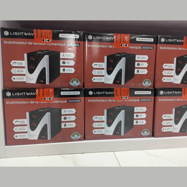 Light Wave LW DAVR-2000VA USB – Régulateur automatique de tension | 2000 VA